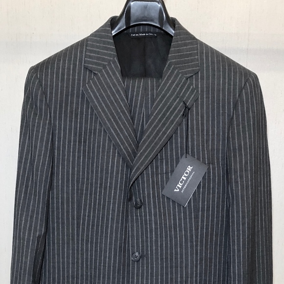 Victor International Grey With Stripes Suit NEW - Picture 2 of 5
